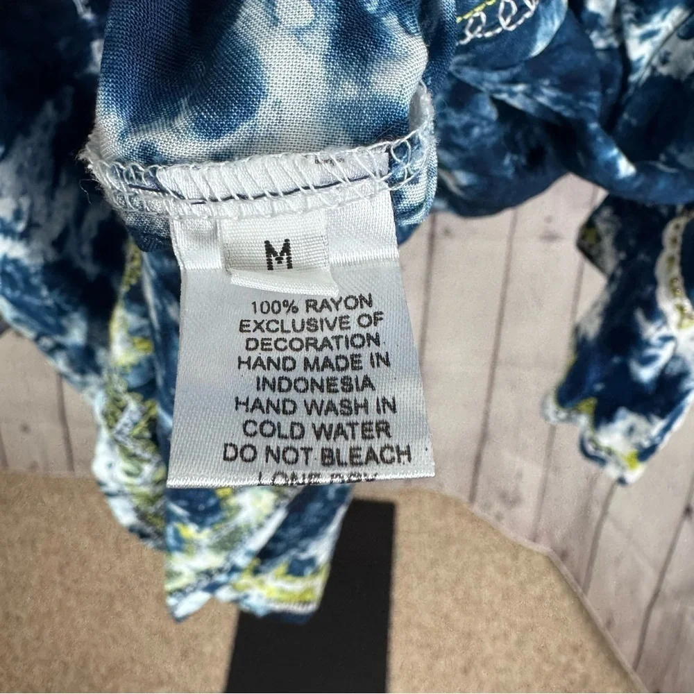 Skemo Blue and White Tie Dye Bell Sleeve Swim Cover Up/Dress Size Medium